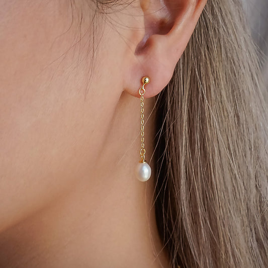 Lynova Pearl Stud Earrings